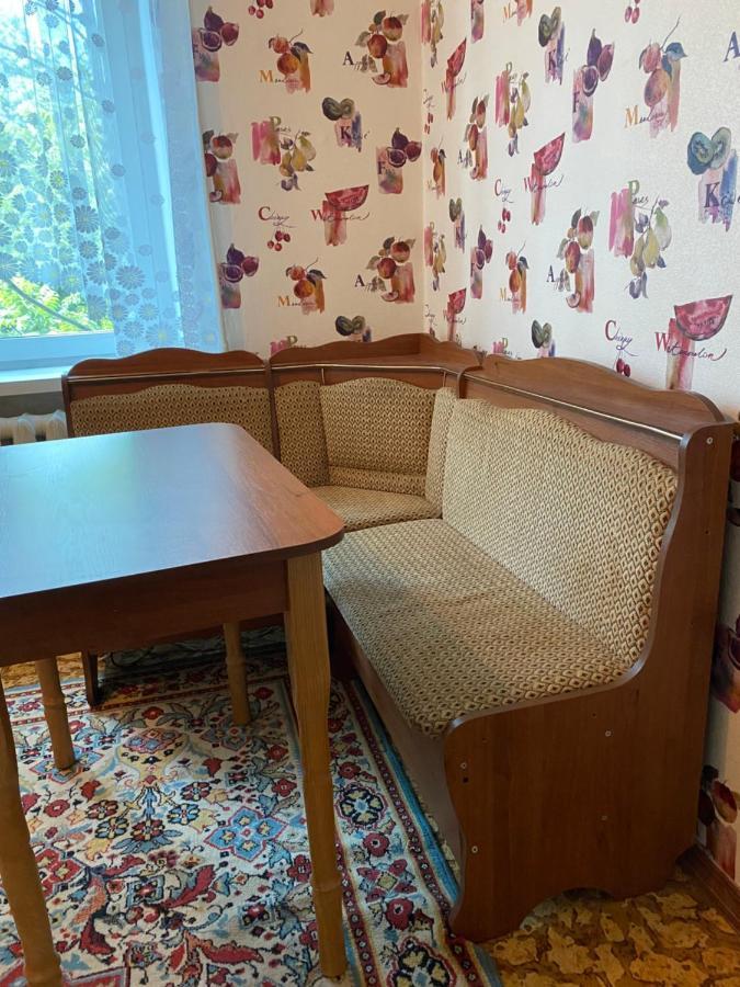 В Самом Центре Mýrhorod Exterior foto